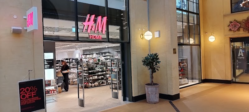 H&M