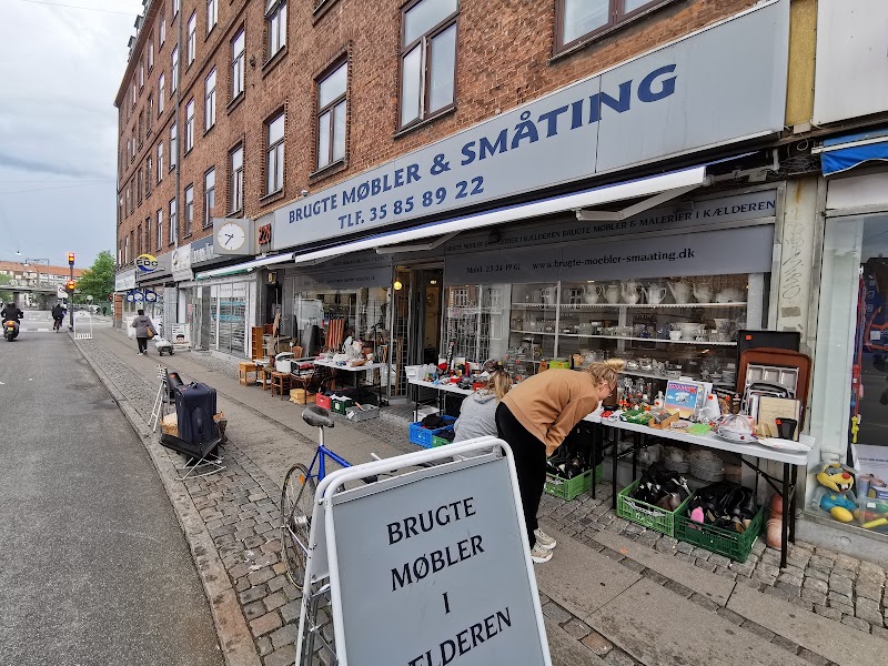 Brugte Møbler & Småting