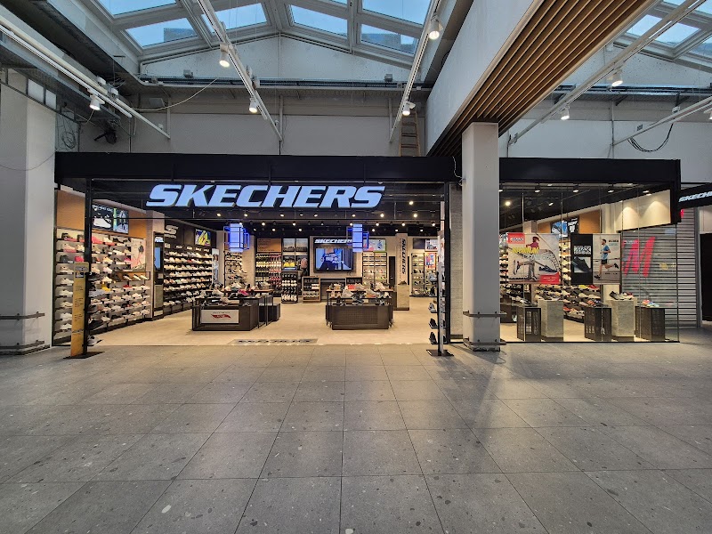 Skechers
